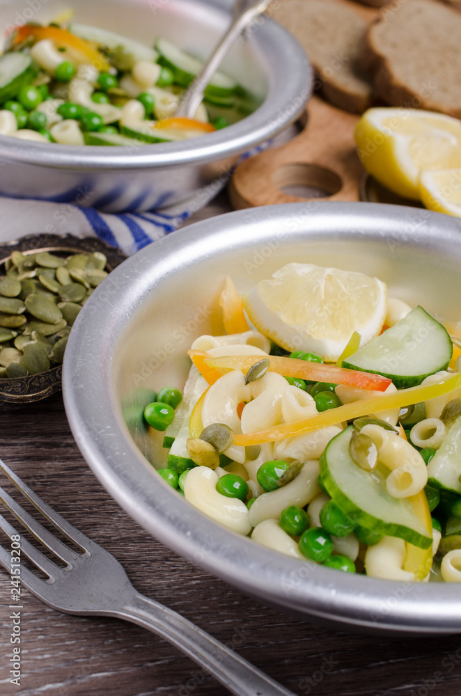 Salad with pasta