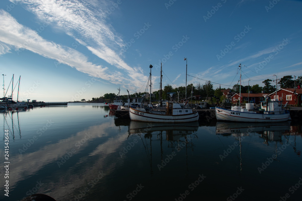 Fototapeta premium boats in the harbor