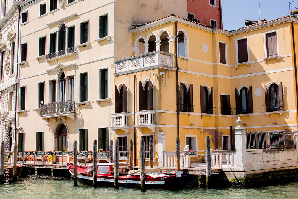 Fototapeta premium Buildings in Venice Italy