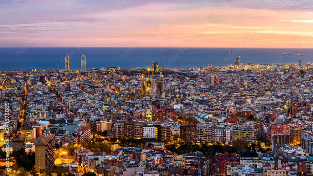 Bacelona Panorama: Sich von La Rambla bis zum Hafen