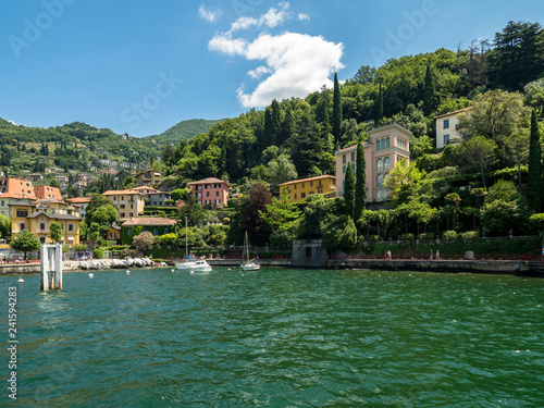 Fototapeta Naklejka Na Ścianę i Meble -  Old town of Varenna, Lago di Como, Lombardy, Italy