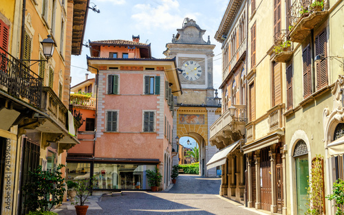 Obraz na płótnie beautiful architecture in Salo town on Lake Garda, Italy w salonie