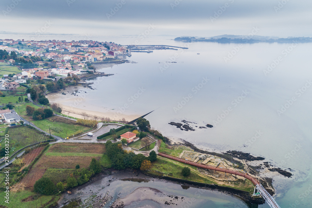 Fototapeta premium Villa de Rianxo, Ria de Arousa. Galicia, España.