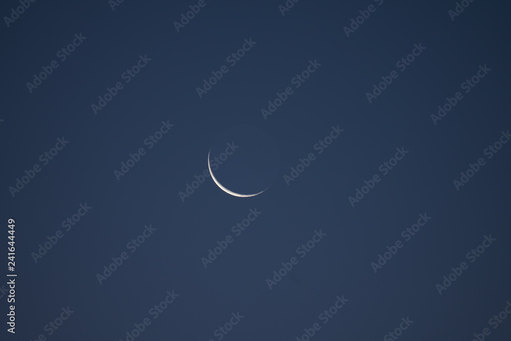Tokyo,Japan-January 4, 2019: Earthshine observed in Tokyo, Japan, in the morning of Jan 4, 2019
Tokyo,Japan-January 4, 2019: Earthshine observed in Tokyo, Japan, in the morning of Jan 4, 2019