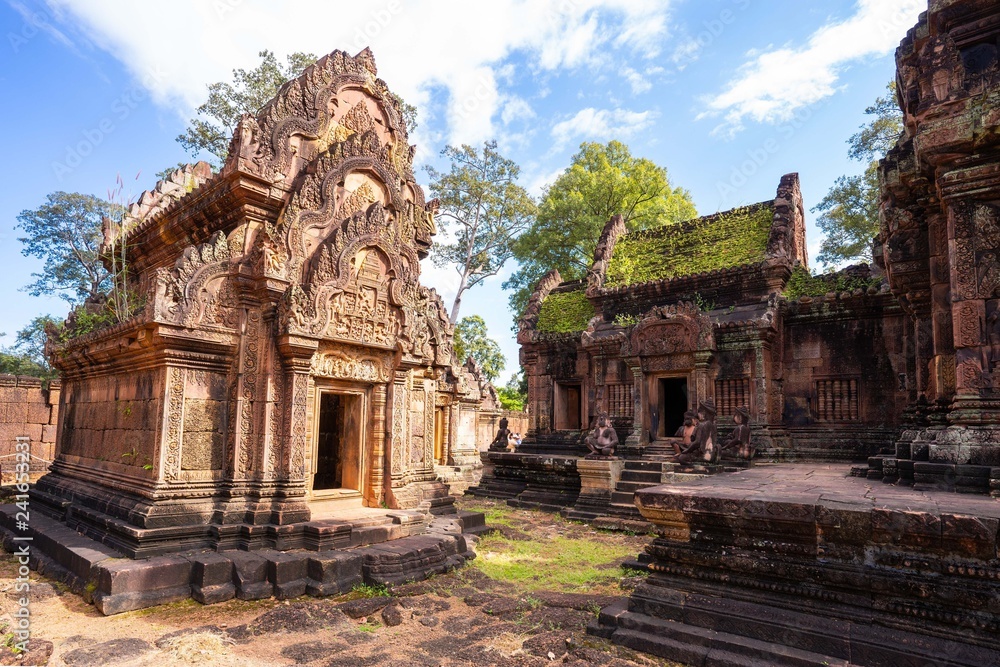 Fototapeta premium Banteay Srei beautiful temple at angkor