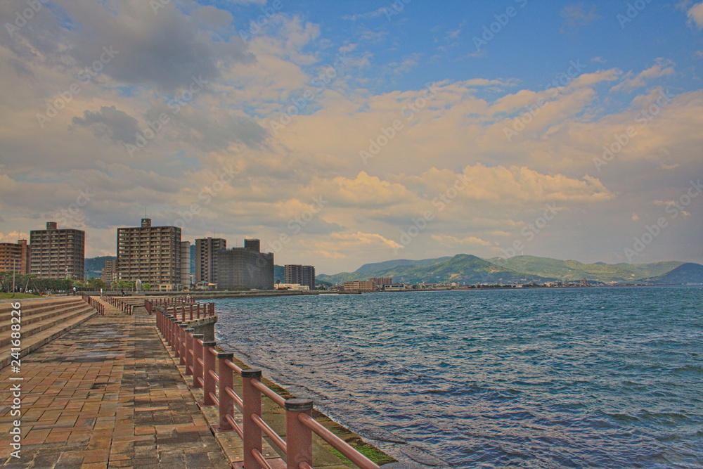高松市の港です。夏はくつろげる所なのです。 高松市の港です。夏はくつろげる所なのです。