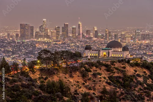 Obraz Obserwatorium Griffitha i Skyline Los Angeles o zmierzchu