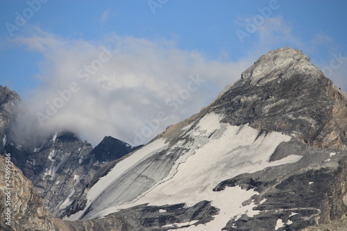 montagnes des Alpes italiennes