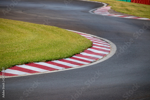 karts circuit curve as a concept of difficulty, effort and new challenges © aitorserra
