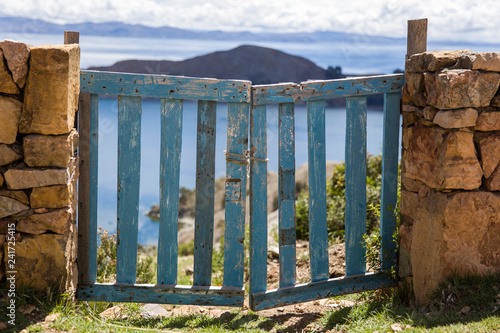 Old wooden ence at Isla del...