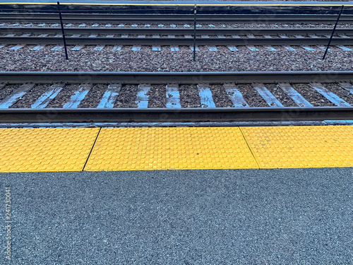 Wallpaper Mural Frost settles on railroad tracks along station platform Torontodigital.ca