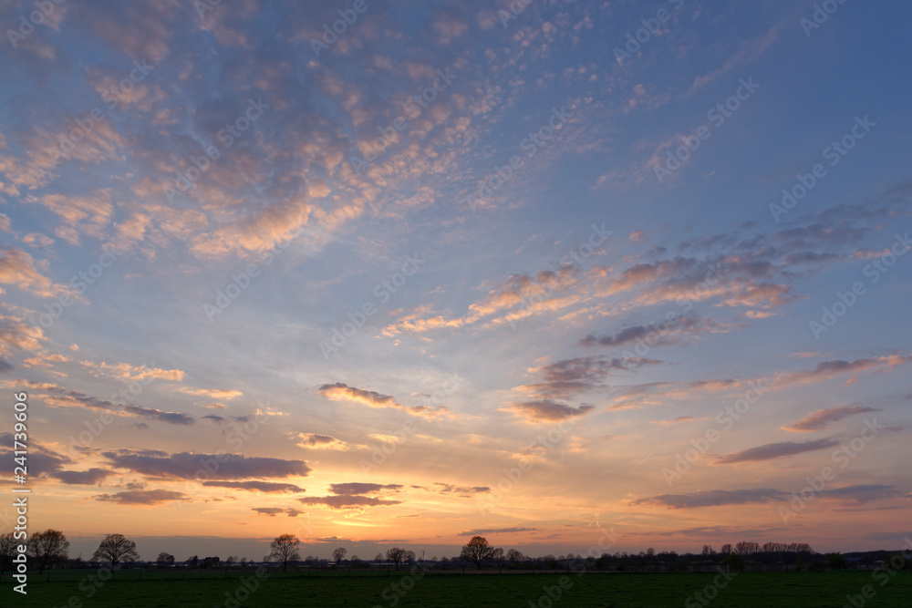 Sonnenuntergang am Niederrhein Sonnenuntergang am Niederrhein