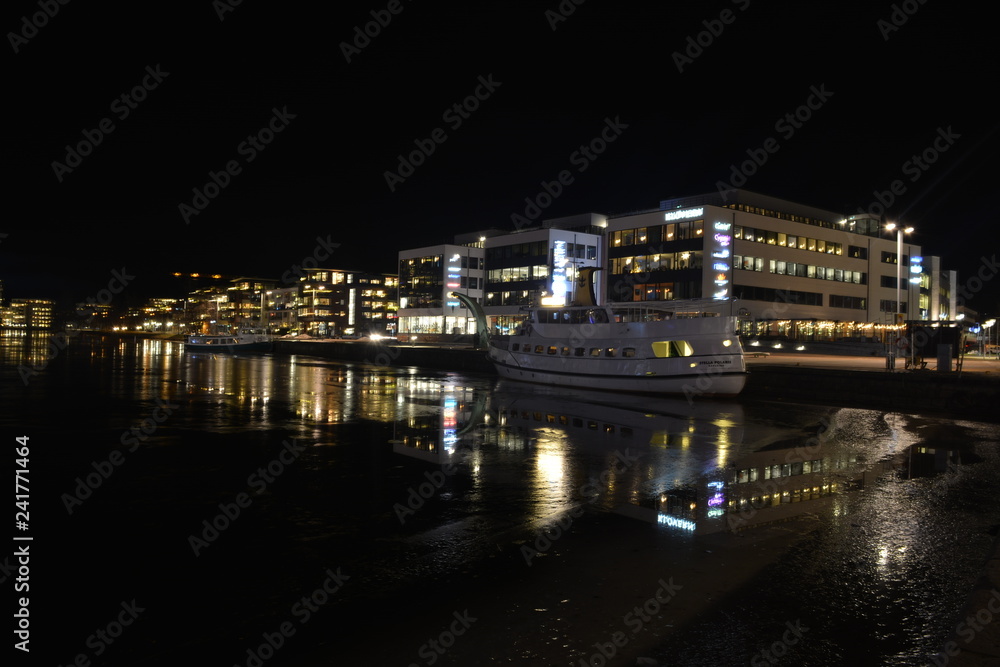 Reflection , Water, Night,Sweden