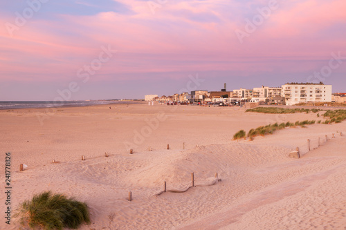 Quadro em tela Beach in Dunkirk