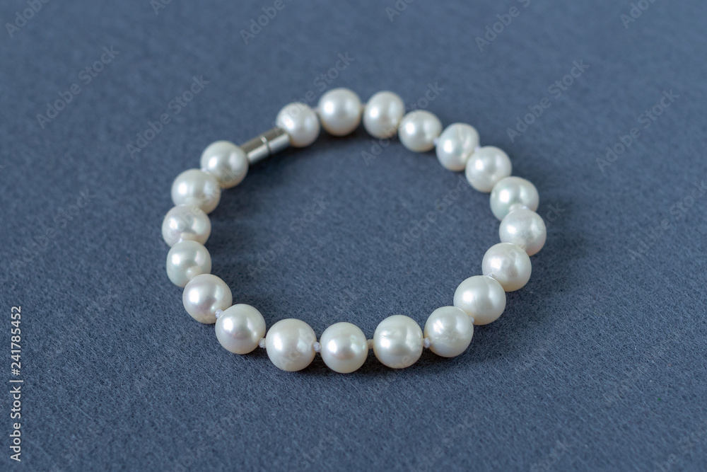 Pearl bracelet Pearl bracelet