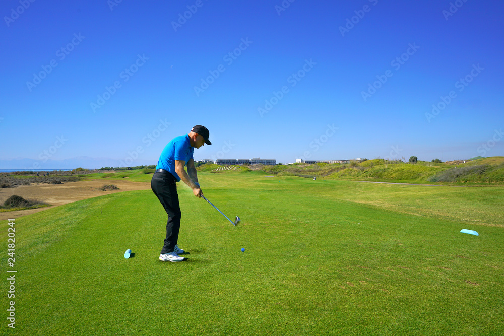 Fototapeta premium the golf player