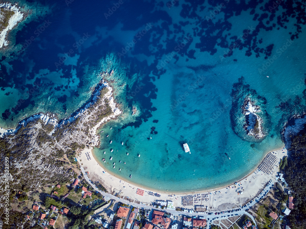 Obraz premium Piękna plaża widok z lotu ptaka drone strzał