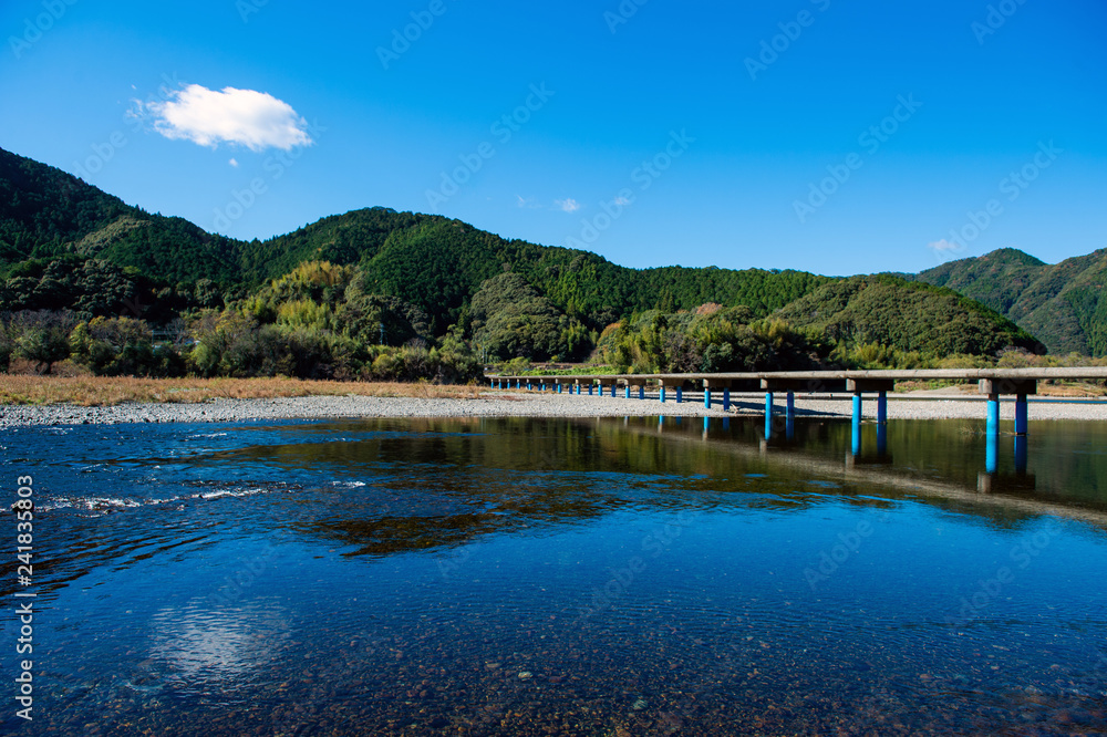 佐田沈下橋