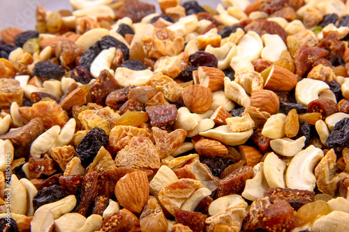 mix dry fruits in bowl
