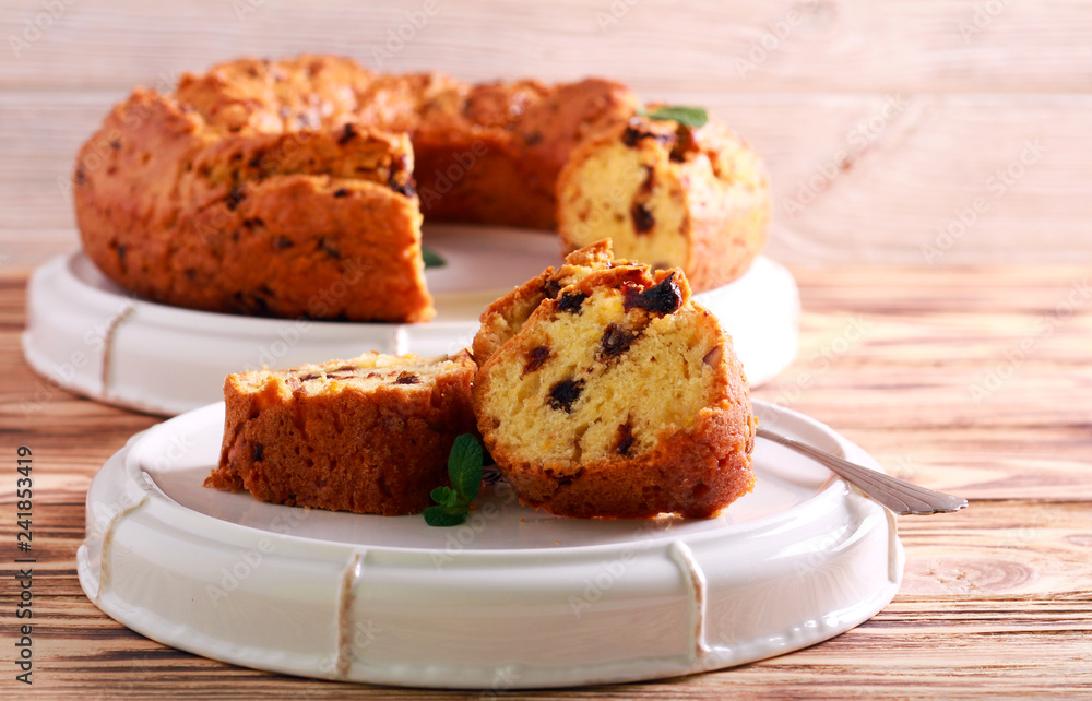 Date and nut orange ring cake Date and nut orange ring cake