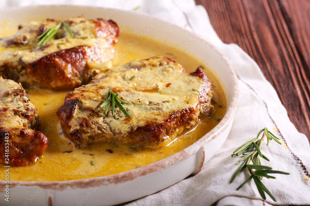 Rosemary pork chops in creamy sauce Rosemary pork chops in creamy sauce