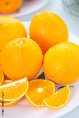 fresh oranges, organic fruit