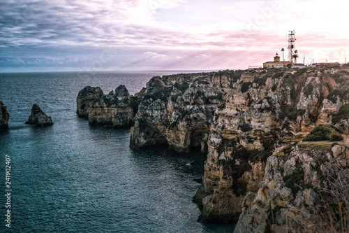 schöne Küste in Portugal Algarven Lagos Urlaub Sommerziel 2019 photo