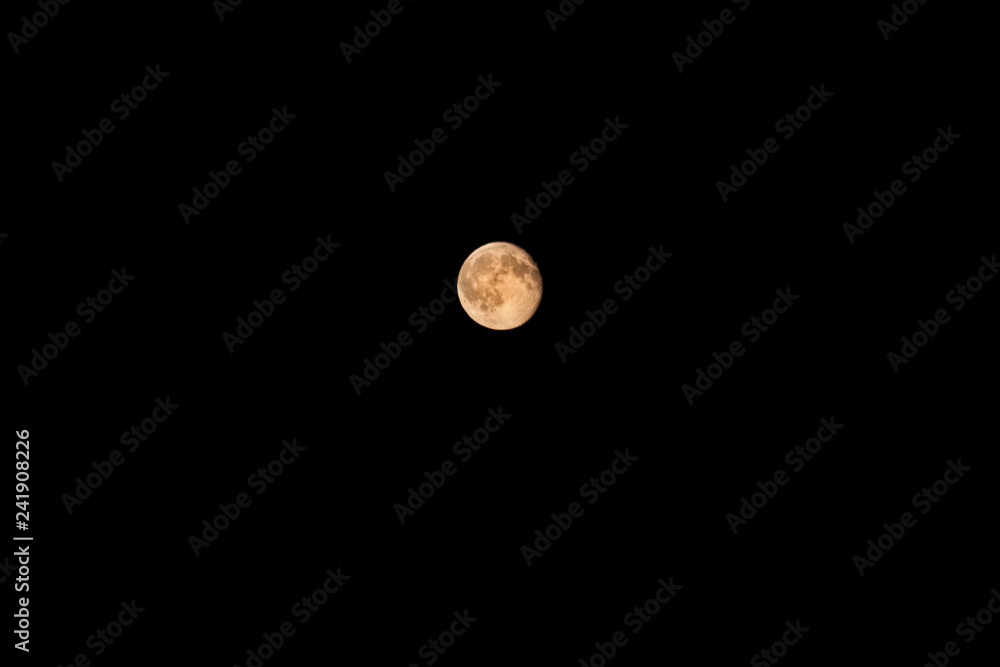 Fast Vollmond Fast Vollmond