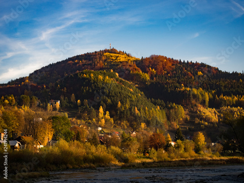 Piwniczna-Zdroj, Mount Kicarz at sunset in autumn. Beskids Mountains, Poland. © ffolas