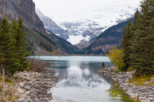 Lake Louise photo