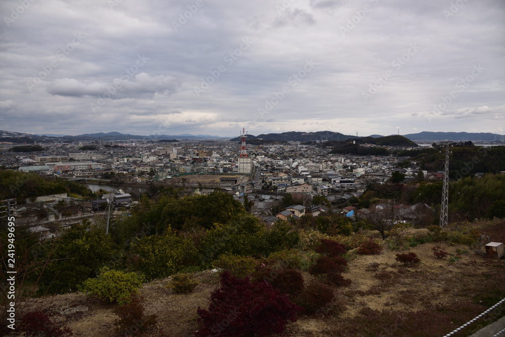 日本の岡山の港町の景色