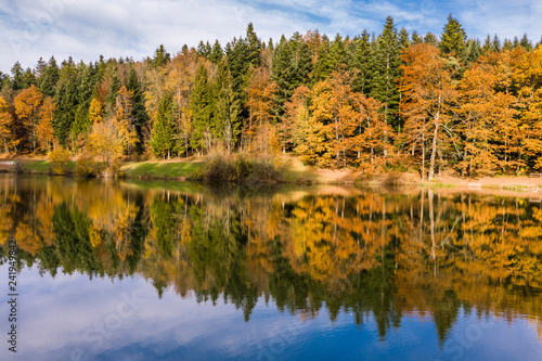 Luftaufnahme, Eisenbachstausse im Herbst, Schwäbischer Wald, Rems-Murr-Kreis, Baden Württemberg, Deutschland