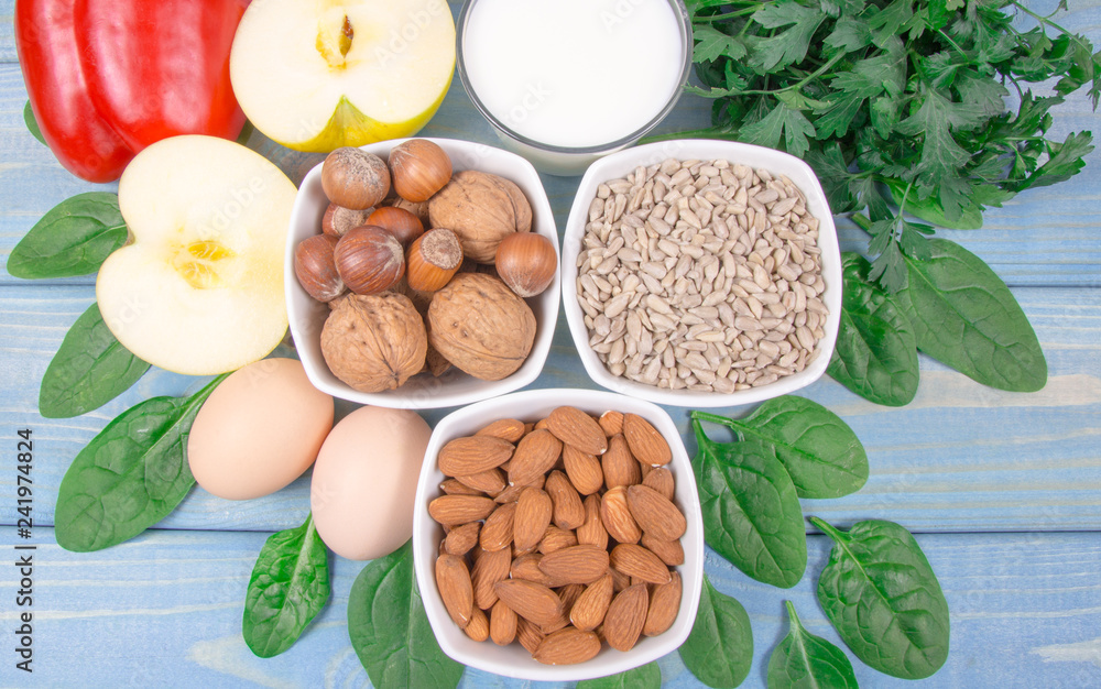 The ingredients of the dishes containing vitamin E. A healthy diet. The ingredients of the dishes containing vitamin E. A healthy diet.