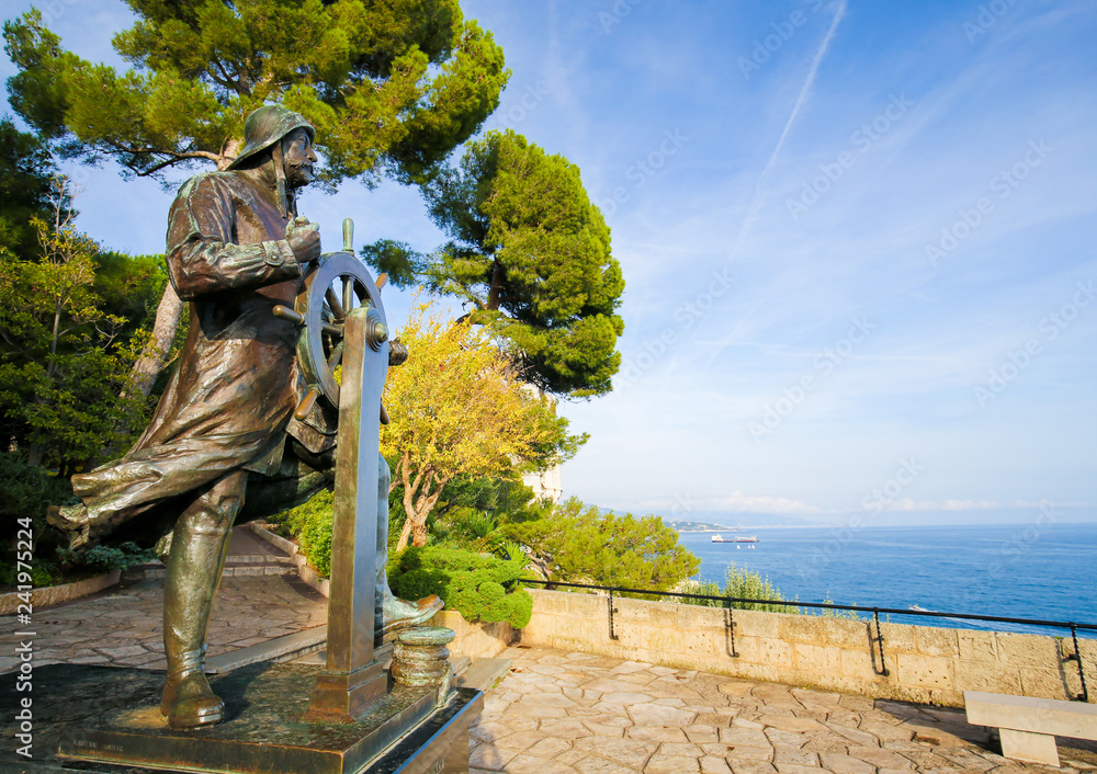 Statue of Prince Albert I of Monaco
