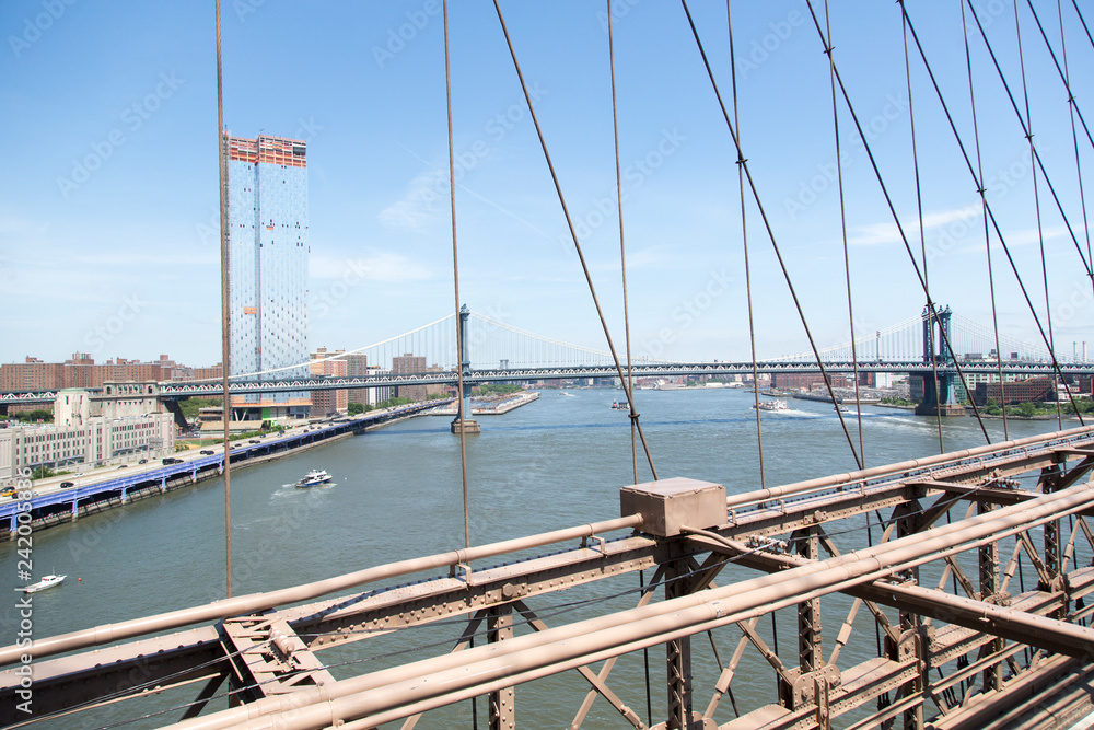 View of Manhattan bridge in new york