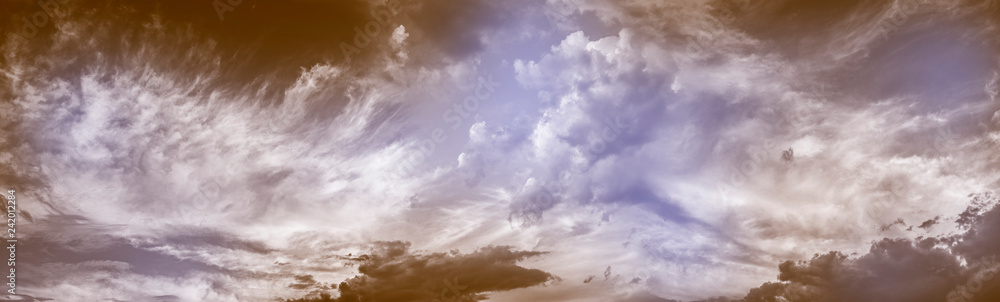 Fototapeta premium sunset sky with clouds - close up texture