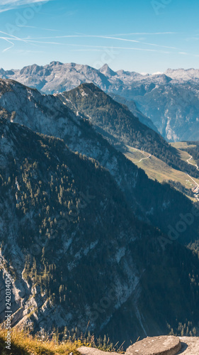 Smartphone HD Wallpaper of beautiful alpine view at the Kehlsteinhaus - Eagle s Nest - Berchtesgaden - Bavaria - Germany