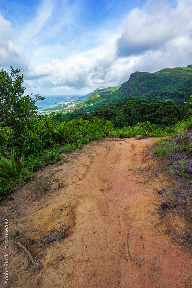 Hiking the copolia trail,granite rocks in the jungle on mahé, seychelles 11 Hiking the copolia trail,granite rocks in the jungle on mahé, seychelles 11