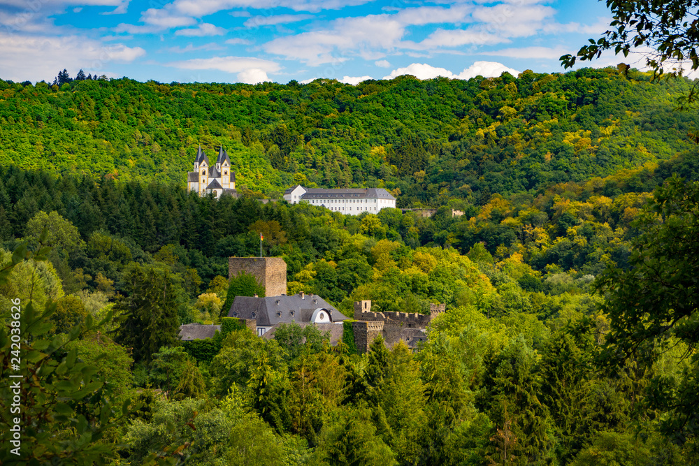 Kloster Arnstein und Schloss Langenau im Lahntal