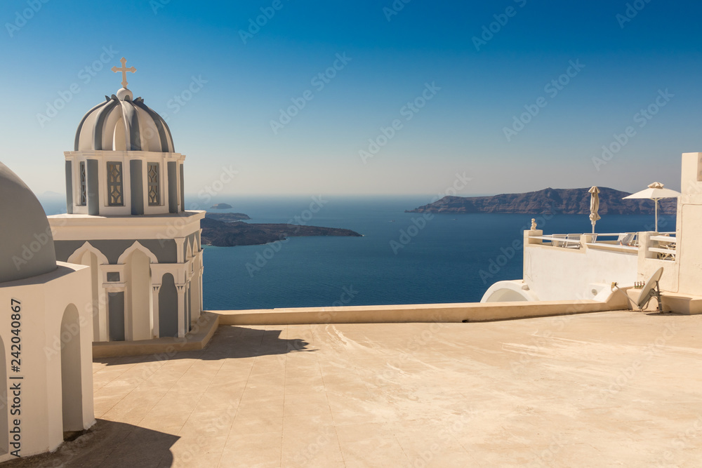 Obraz premium typical Santorini church in Greece in the Cyclades