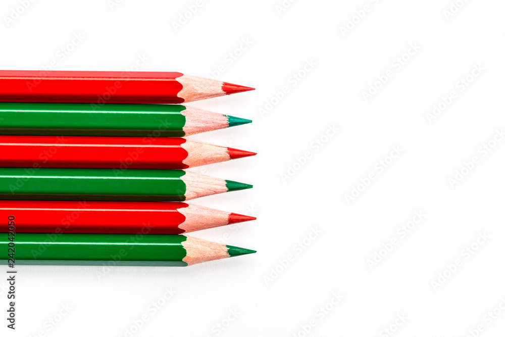 Sechs Buntstifte rot grün Sechs Buntstifte rot grün