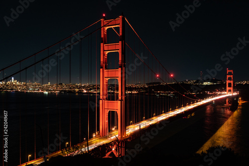 Fototapeta Naklejka Na Ścianę i Meble -  Golden Gate Bridge Dec 2018