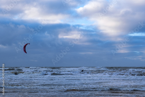 Kitesurfen in der Nordsee bei Egmond/NL