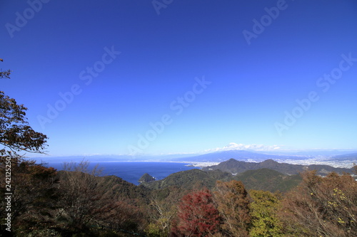 伊豆葛城山からの富士山と駿河湾