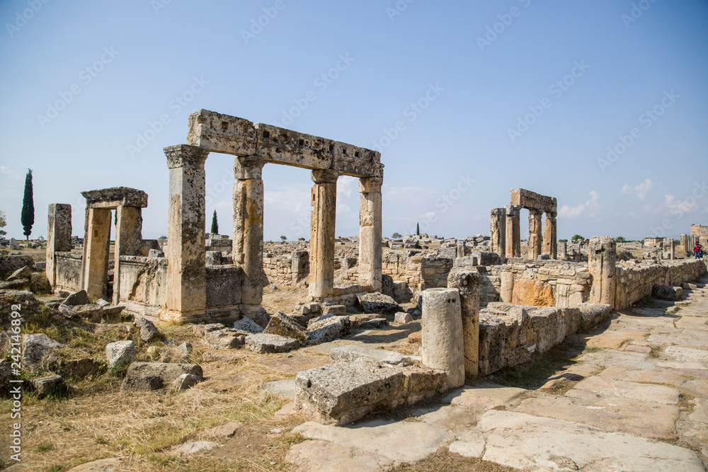 Fototapeta premium Denizli Pamukkale Hierapolis Ancient City