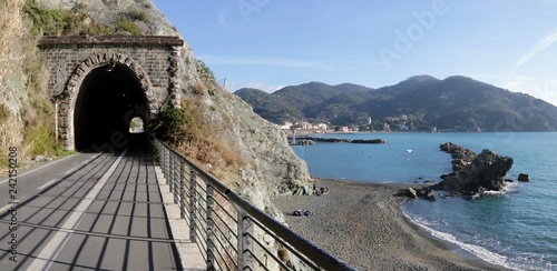 Passeggiata nella vecchia ferrovia