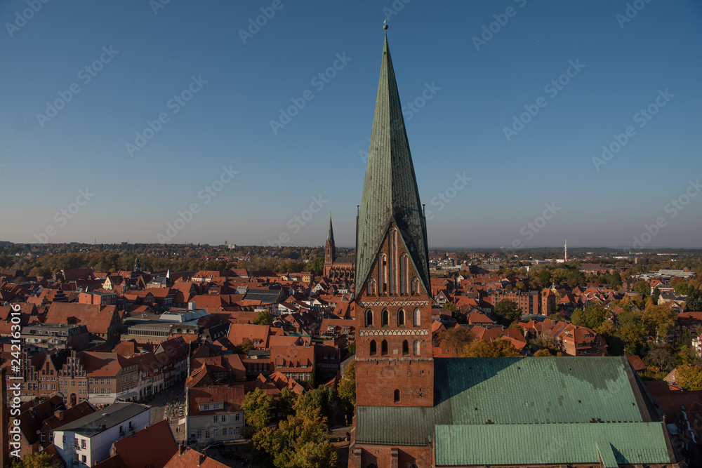 Fototapeta premium Lueneburg old city skyline