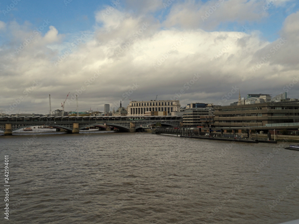 London from bridges