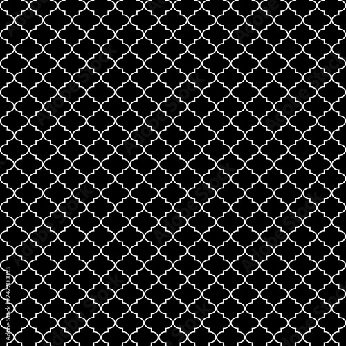 Quatrefoil Seamless Pattern - Graphic black and white quatrefoil or trellis design