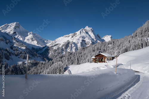 Winter im Vorarlberg. Oberhalb von Oberboden. © architekturimbild
